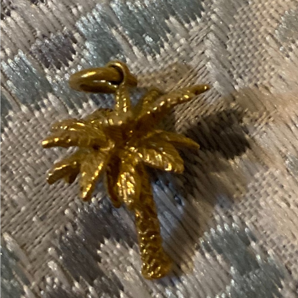 Gold Tiffany palm tree
